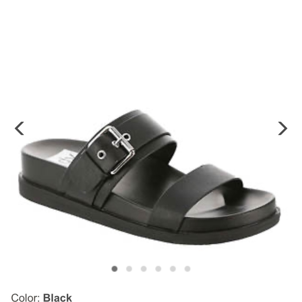 Dolce Vita slip on leather sandal. Size 7. Brand new
